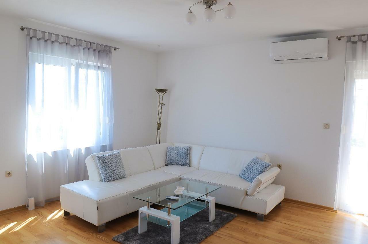 Apartment Neva Split Luaran gambar