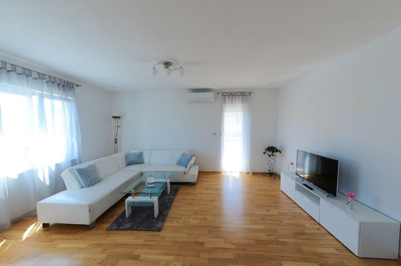 Apartment Neva Split Luaran gambar