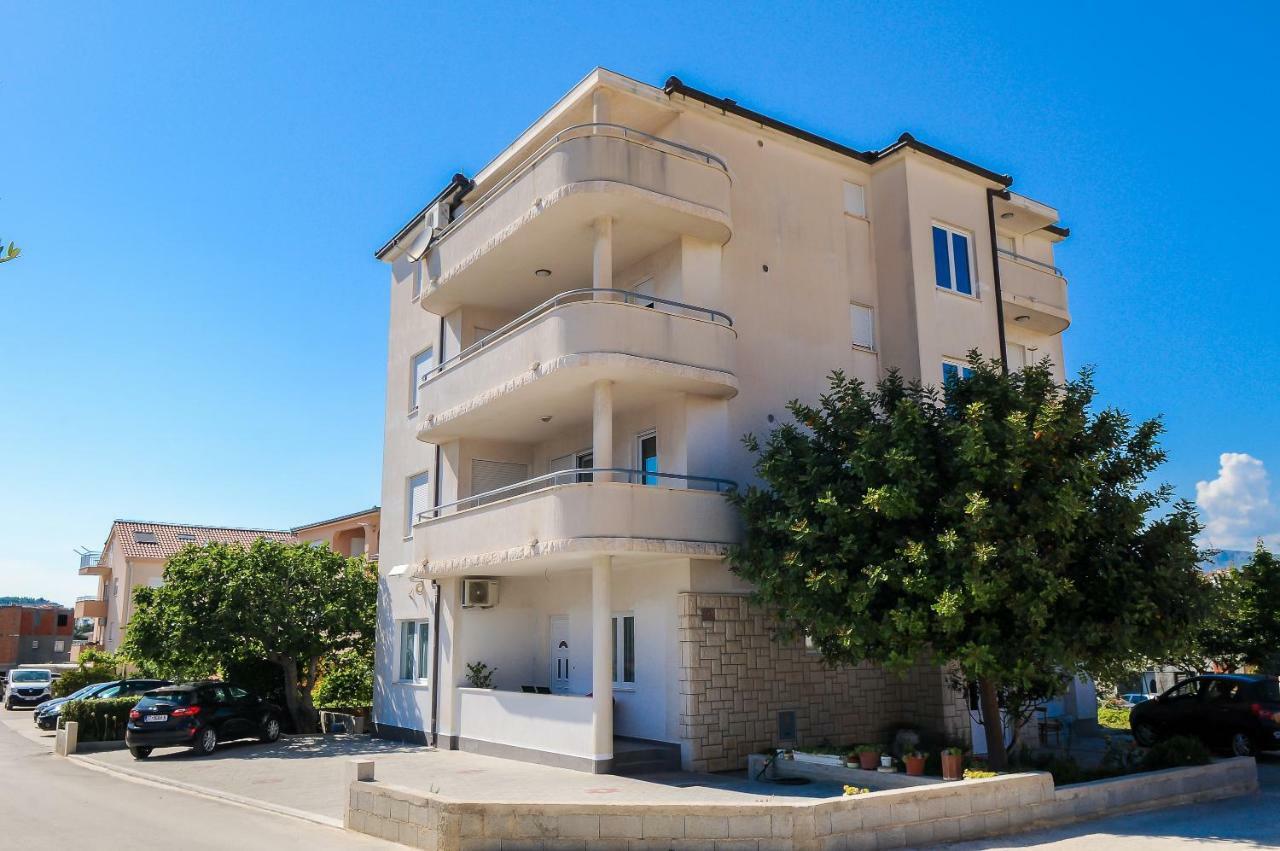 Apartment Neva Split Luaran gambar