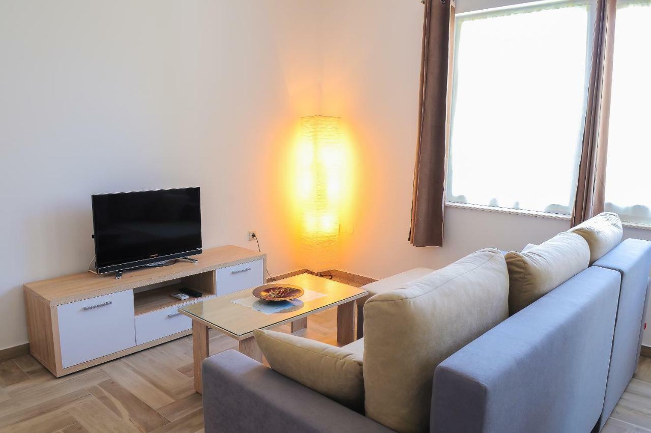 Apartment Neva Split Luaran gambar